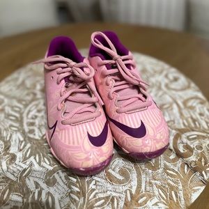 Pink Nike t-ball cleats